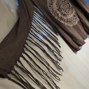 CHELSEA & VIOLET FRINGE TOP